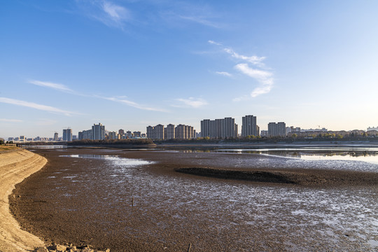 河边住宅建筑