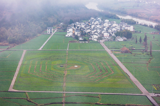 齐云山下