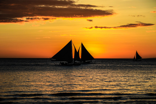 菲律宾长滩岛日落风帆