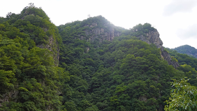 秦岭终南山寨九