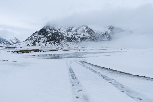 冬季冰岛冰山雪地与冰川