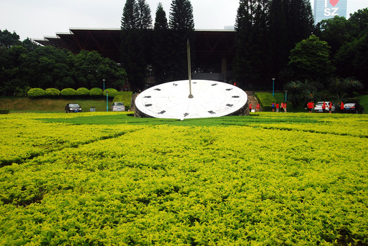 深圳大学广场日晷雕塑