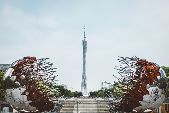 中轴线上的广州塔