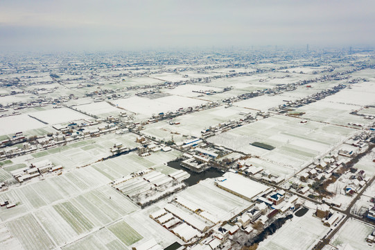 农村雪景航拍