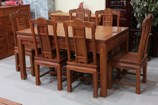 缅甸红花梨木家具餐桌