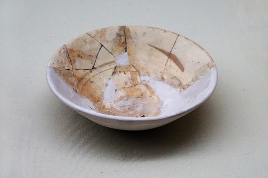 唐代白瓷碗