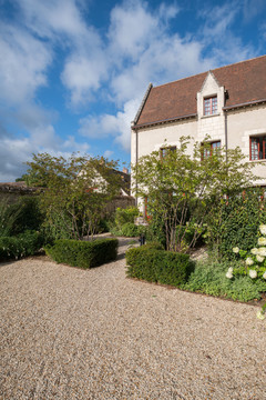 欧洲法式复古房屋和小花园