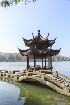 西湖中式建筑