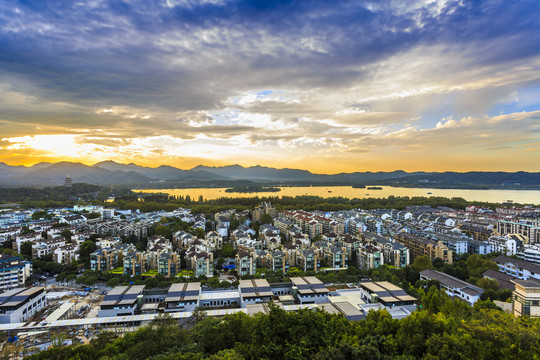 俯瞰杭州西湖日落自然景观