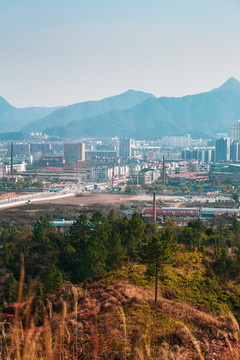 山城远山俯瞰城市