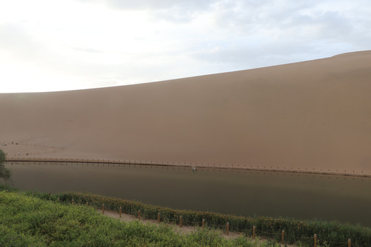 鸣沙山