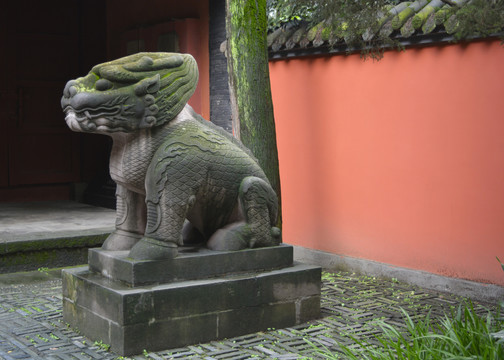 镇墓兽
