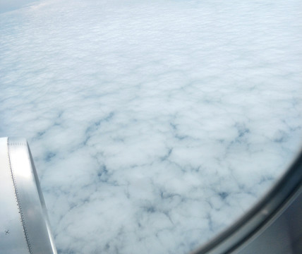 飞机云彩