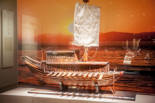 六朝时期的帆船