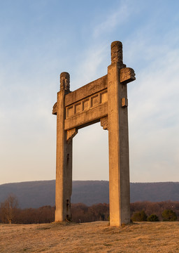 南京体育公园棒球场遗址牌坊