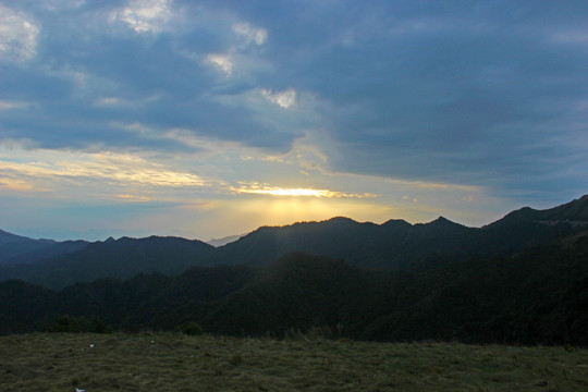 十八里长峡日出