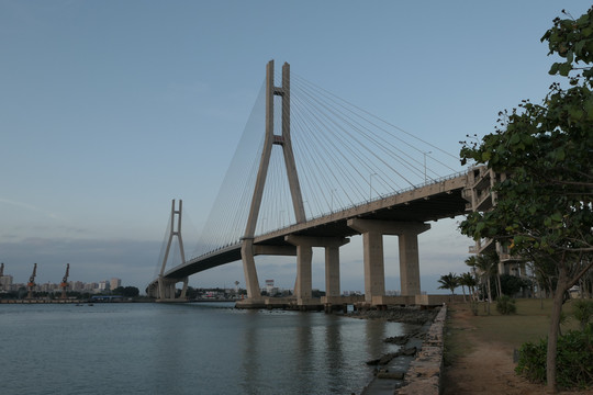 海南洋浦跨海大桥高清图片