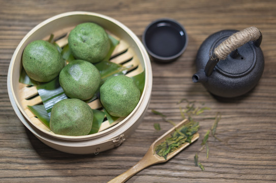 清明节传统艾草青团茶点