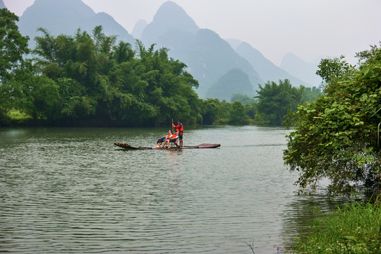 竹筏漂流