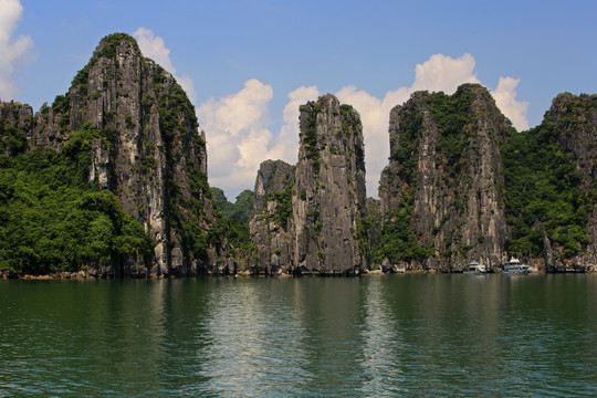 越南下龙湾海上桂林