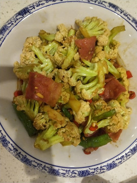 花菜炒培根