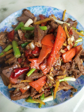 客家美食之炒真黑鸭