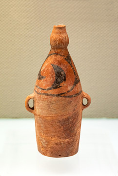 新石器时代彩陶瓶