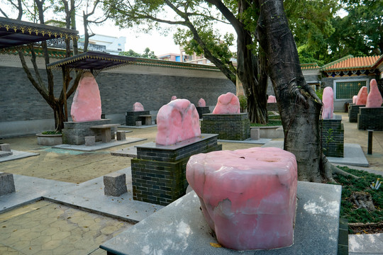 粉色石头博物馆