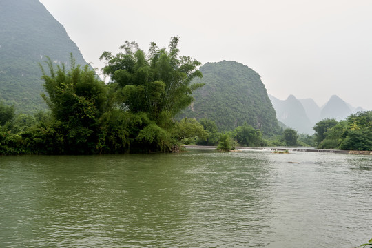 阳朔遇龙河