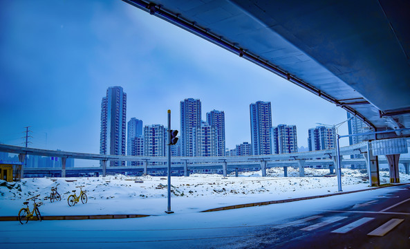 雪后城市