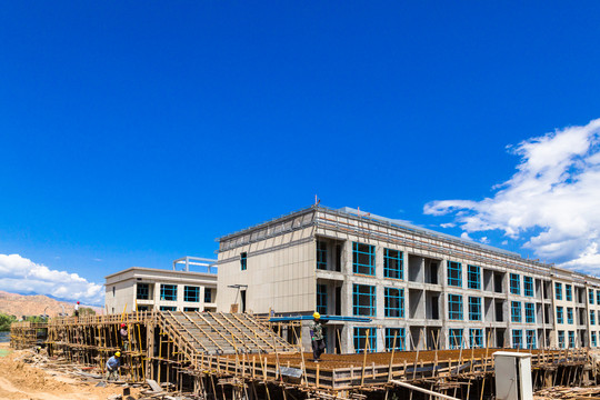 建筑施工