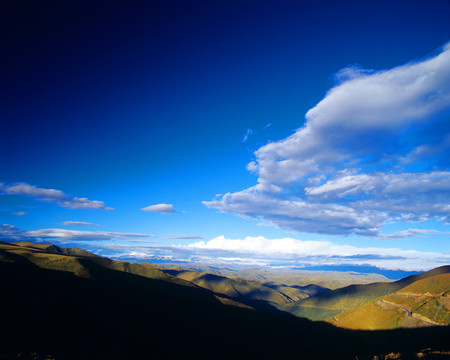 连绵群山