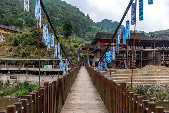 石桥古法造纸文化旅游景区吊桥