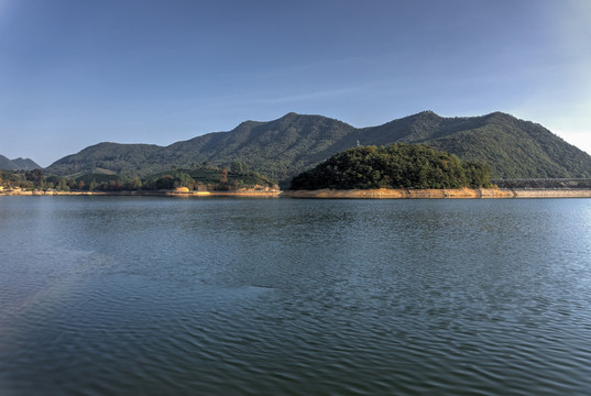 金华北山鹿女湖