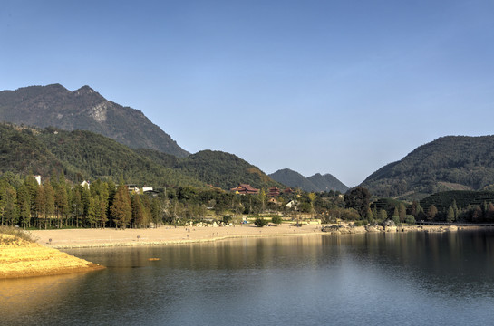 金华北山鹿女湖