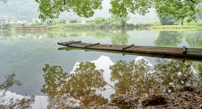 阳朔遇龙河