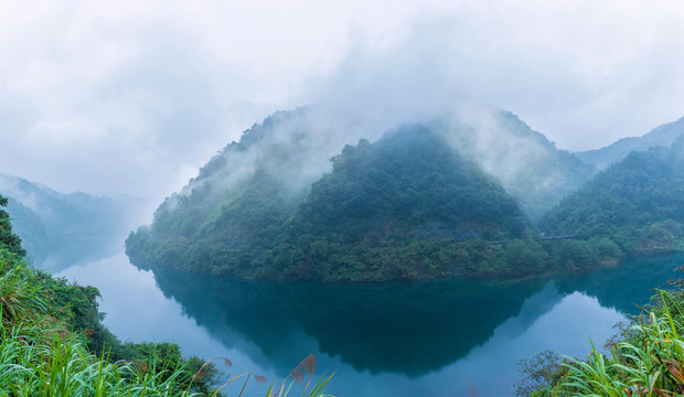 水墨小东江