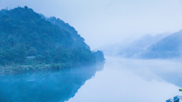 水墨小东江