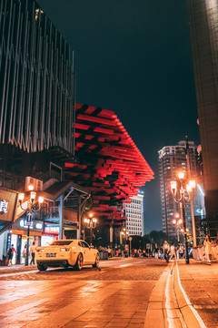 重庆美术馆街道夜景