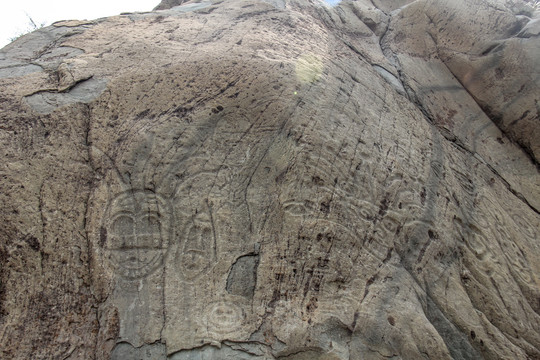贺兰山岩画圣像壁