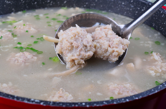 野生菌肉丸汤