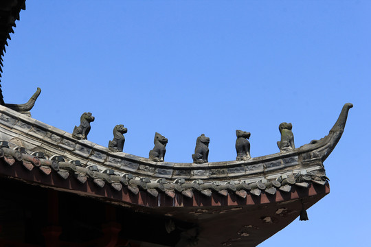 飞檐楼角