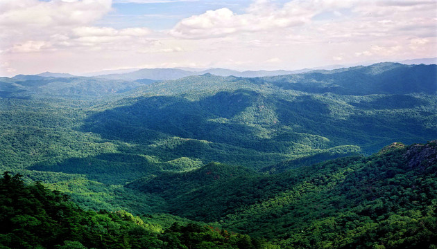 群山