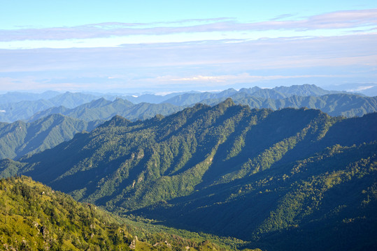 群山