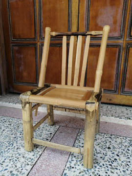 竹椅子