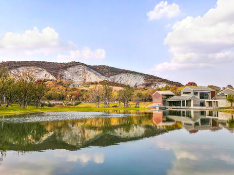 南京江宁汤山矿坑公园