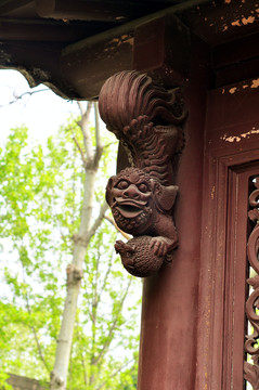 南京总统府花园木雕
