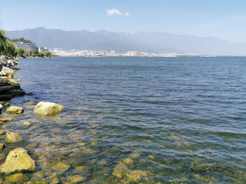 海边水面