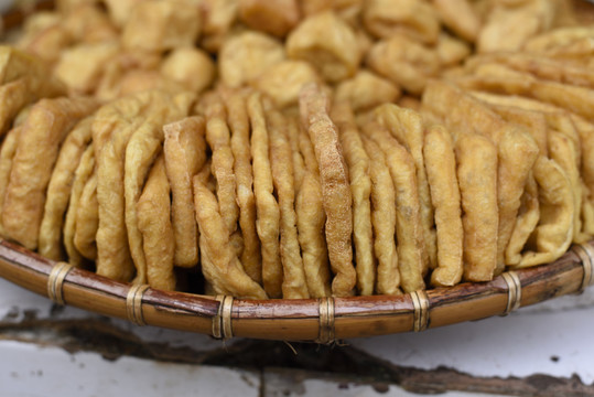 油豆腐