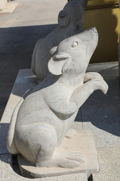 生肖鼠雕刻
